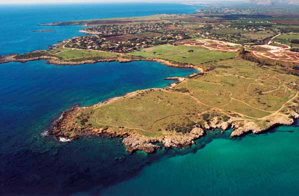 Fotografia aerea di Punta Arenella e del Golfo Asparano.