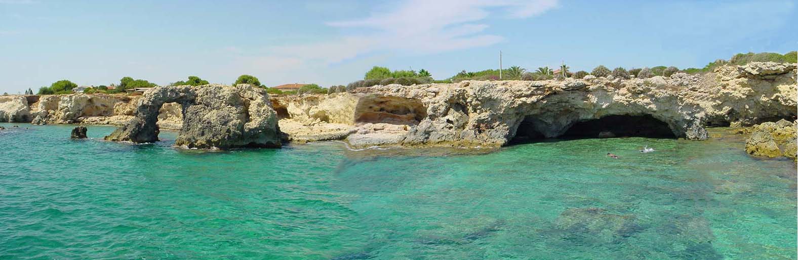 Panoramica del golfo con l' arco